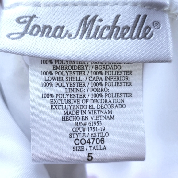 Adorable Jona Michelle Kids Purple & White Floral Ruffled A-Line Dress - Size 5 - Picture 4 of 4